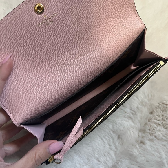 Louis Vuitton Monogram Wallet - Picture 3 of 6